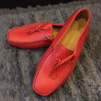 在飛比找蝦皮購物優惠-全新Tod's For Ferrari限定款豆豆鞋