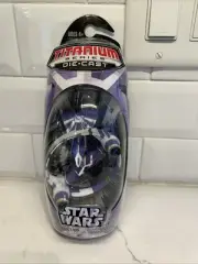 Plo Koon's Jedi Starfighter - Star Wars Titanium Series - 2007
