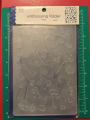 New Embossing Folder 5"X7" Love Nicole Old Skeleton Keys Heart Wedding Valentine