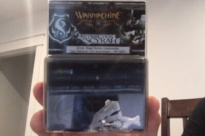 Warmachine Eiryss Mage Hunter Commander Epic Character Unit Attachment PIP35052