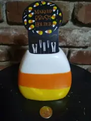 Make up brush holder Halloween or fall candy corn for tools or brushes yummy!