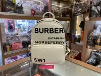 在飛比找Yahoo!奇摩拍賣優惠-☆最愛二手精品☆ BURBERRY  白色拼黑色全皮字母拉鍊