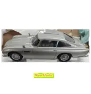 AUTOart 1:18 Aston Martin DB5 007 Alloy Model Car Diecast Collection Ornaments
