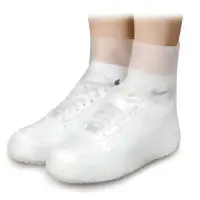 在飛比找momo購物網優惠-【OSIN】透明防雨防水雨鞋套 防滑鞋底 超耐磨(防滑雨鞋)