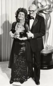Gregory Peck & Sophia Loren 1991 Old Photo