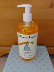 Crabtree And Evelyn. Gardeners Hand Soap. 500ml Pump Bottle. Brand New.