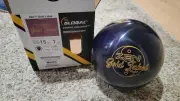 900 Global Zen Gold Label Bowling Ball 1st Quality | 15 Pounds | 3-3.5" Pin