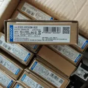 Brand New Omron Temperature Controller E5DC-RX2ASM-800 100-240VAC #LJ
