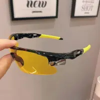 在飛比找Yahoo!奇摩拍賣優惠-迪卡儂男士防紫外線太陽眼鏡戶外運動防風墨鏡女騎行車夜視護目鏡
