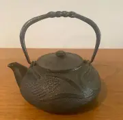 NIB Black DRAGONFLY Iron Kotobuki Japanese Teapot Enamel Interior Infuser VTG