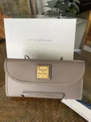Dooney and Bourke Emerson ~Taupe~ Smooth Leather Wallet NIB