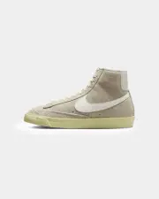 [Nike] Nike Women's Blazer Mid '77 Vintage Light Bone/sail - Size 10 10 Light Bone/Sail