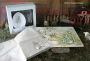 POTTERY BARN KIDS PETER RABBIT GIFT SET, COTTONTAIL NAPKIN & BUNNY PLACEMAT –NWT