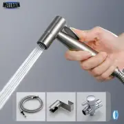 Inodoro con rociador de bidé de mano