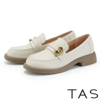 在飛比找momo購物網優惠-【TAS】真皮C型飾釦紳士厚底樂福鞋(米色)