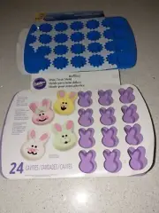 NEW Wilton Easter Bunny and/or Mini Treat 24-Cavity Silicone Baking Molds, China