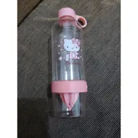 在飛比找蝦皮購物優惠-Hello Kitty 檸檬杯 活力瓶 830ml