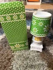 Avon Country Charm SONNET Cologne Vintage In Original Box, new/full milk glass