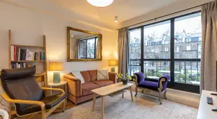 Stylish 2-bed flat in Bayswater near Hyde Park!