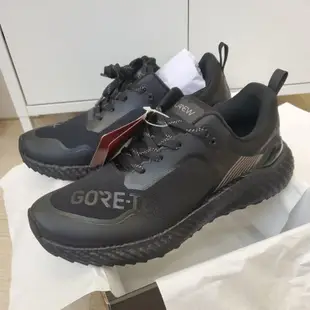 LANEW GORE-TEX 聯名防水運動鞋 贈500元商品抵用券 7賣取優惠3990元