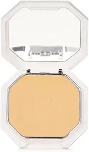[FENTY BEAUTY] by Rihanna Pro Filt'R Soft Matte Powder Foundation - #250 (Light Medium With Warm Peach Undertones) 9.1g