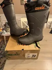 Norfin Klondaik Winter Snow Boots W/ Heel Ice Cleat Size 10. NIB