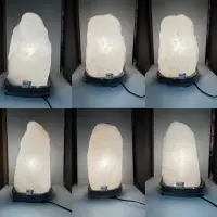 在飛比找蝦皮購物優惠-白鹽燈 實拍 10公斤以上 25顆任選 頂級白玉鹽燈 原礦 