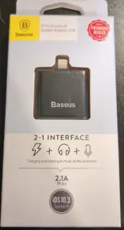 Baseus 2 in 1 iPhone Interface Socket Adapter L39 Splitter Charging Headphone