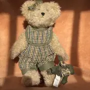 Boyds Bears Nettie Fisher 9” Plush Bear with Frog, Style #904132, 2003