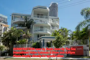 聖安妮海邊公寓Santa Anne by the Sea Apartments