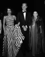 Bianca Jagger Halston Martha Graham attend Private Lives Party 1983 OLD PHOTO 2