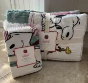Pottery Barn Kids ~PEANUTS HOLIDAY~ TWIN QUILT & STD SHAM ~CHRISTMAS~ SNOOPY