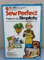 1976 Mattel Sew Perfect Pattern Gifts 'N Crafts Simplicity Cat Pillow