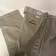 Dockers Insignia Men's Classic Fit Pleat/Cuffed Pants; Brown, 40x30