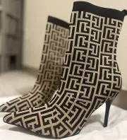 BALMAIN - BICOLOR STRETCH KNIT SKYE ANKLE BOOTS WITH BALMAIN MONOGRAM