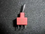 E201SD1CKE TOGGLE SWITCH ON NONE ON DPDT 0.4VA 20VAC 20VDC PC MOUNT (LOT OF 2)