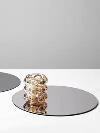 在飛比找松果購物優惠-簡約幾何設計金銀色圓形鏡面託盤家居裝飾品適合客廳餐桌桌面擺飾