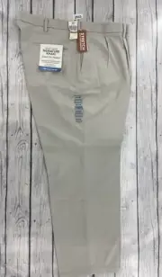 Dockers sz 42 x 30 Fit Waistband No Wrinkle Permanent Press Pants Workwear pleat